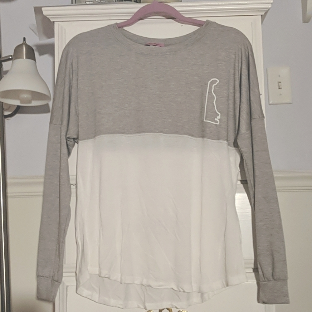 University of Delaware Casual Long Sleeve Tee
